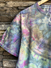 Load image into Gallery viewer, Men’s Large Geode T-Shirt in ‘Midnight Opal’
