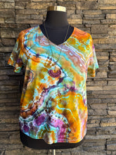 Load image into Gallery viewer, Women’s 1X Geode 100% Cotton V-Neck T-Shirt in ‘Koroit Boulder Opal’
