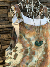 Load image into Gallery viewer, Women’s Large Cotton/Linen Overall Shorts in ‘Wild Thing’
