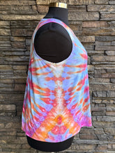 Load image into Gallery viewer, Women’s XL Luxe Spiral Tank Top in ‘Bird Song’
