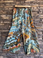 Load image into Gallery viewer, Women’s XL Geode Linen Blend Wide-Leg Split-Hem Flowy Pants with Pockets in ‘Labradorite’
