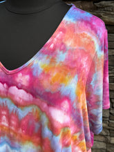 Load image into Gallery viewer, Women’s 4X Luxe V-Neck T-Shirt in ‘Bird Song’
