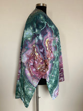 Load image into Gallery viewer, Women’s One Size (M-3X) Geode Cotton Kimono Duster in ‘Emerald Berry’
