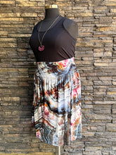 Load image into Gallery viewer, Women’s XL Geode Skirt with Ruched Waistband &amp; Pockets in ‘Pinot Sage’
