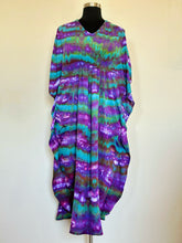 Load image into Gallery viewer, Women’s One Size 100% Rayon Caftan in ‘Northern Lights’
