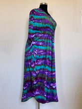 Load image into Gallery viewer, Women’s One Size 100% Rayon Caftan in ‘Northern Lights’
