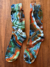 Load image into Gallery viewer, Adult Geode Bamboo Socks in Green and Brown
