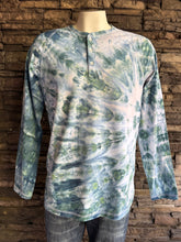 Load image into Gallery viewer, Men’s Large Long-Sleeved Henley in ‘Undertow’
