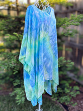 Load image into Gallery viewer, Women’s One Size Plus (XL-3X) Rayon Poncho in ‘Ocean Dreams’
