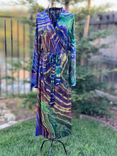 Load image into Gallery viewer, Custom Reverse Geode Bamboo Robe for Coleen
