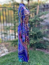 Load image into Gallery viewer, Custom Reverse Geode Bamboo Robe for Coleen
