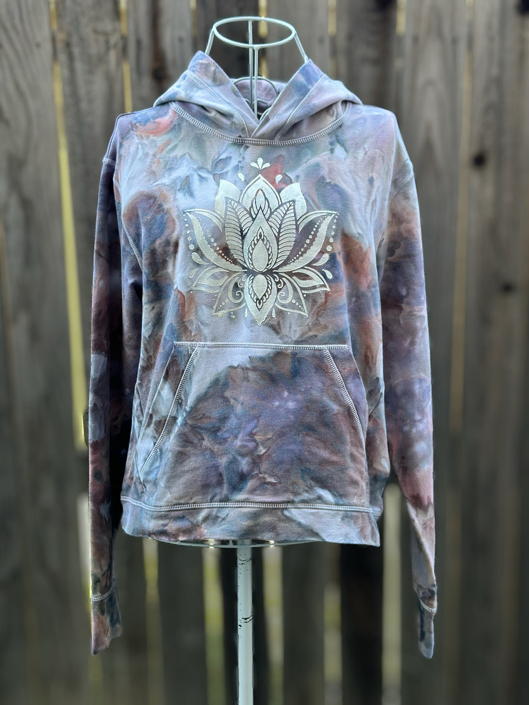 Women’s Medium Thumbhole ‘Lotus Flower’ Hoodie