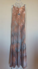 Load and play video in Gallery viewer, Women’s Medium Strappy Tiered Maxi Dress with Pockets in ‘Blue Gray Twist’
