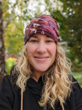 Load image into Gallery viewer, Adult Slouchy Geode Beanie in Eggplant &amp; Rust Brown
