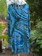 Load image into Gallery viewer, Custom Ocean Geode Tunic for Susan
