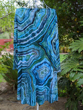 Load image into Gallery viewer, Custom Ocean Geode Tunic for Susan
