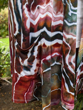 Load image into Gallery viewer, Women&#39;s Small Geode Kimono with Pockets in Color Challenge #4
