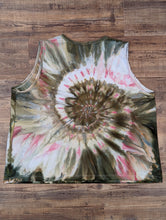 Load image into Gallery viewer, Women&#39;s 1X Colander Spiral Tank Top in Muir Green and Lamb&#39;s Ear
