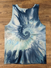 Load image into Gallery viewer, Men&#39;s Medium Colander Spiral Tank Top in Blues and Gray
