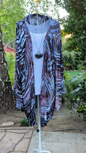 Load and play video in Gallery viewer, Custom Geode Bell Sleeve Kimono for Kate Huber-Klimson
