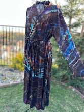 Load image into Gallery viewer, Custom Reverse Geode Bamboo Robe for Bob
