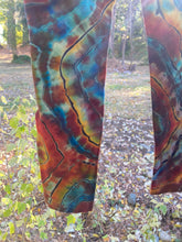 Load image into Gallery viewer, Women’s Large Reverse Geode Leggings in ‘Desert Springs’
