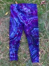 Load image into Gallery viewer, Custom Reverse Geode Leggings for Lisa
