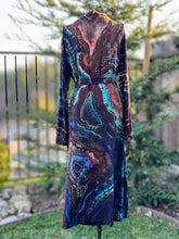 Load image into Gallery viewer, Custom Reverse Geode Bamboo Robe for Bob
