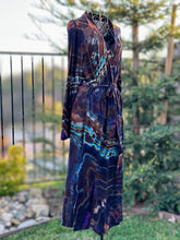 Load image into Gallery viewer, Custom Reverse Geode Bamboo Robe for Bob
